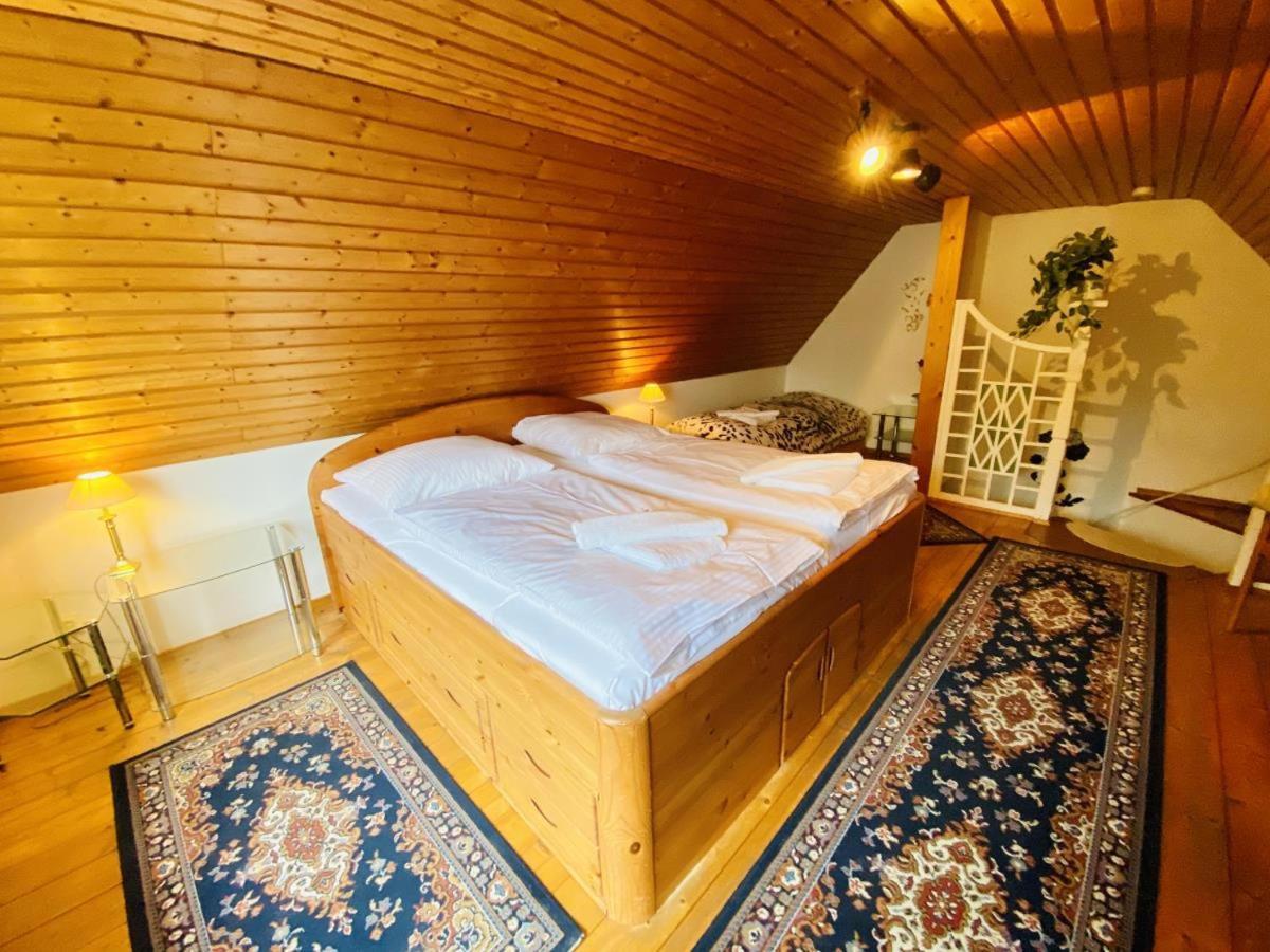 Segelboot Ferienhaus *