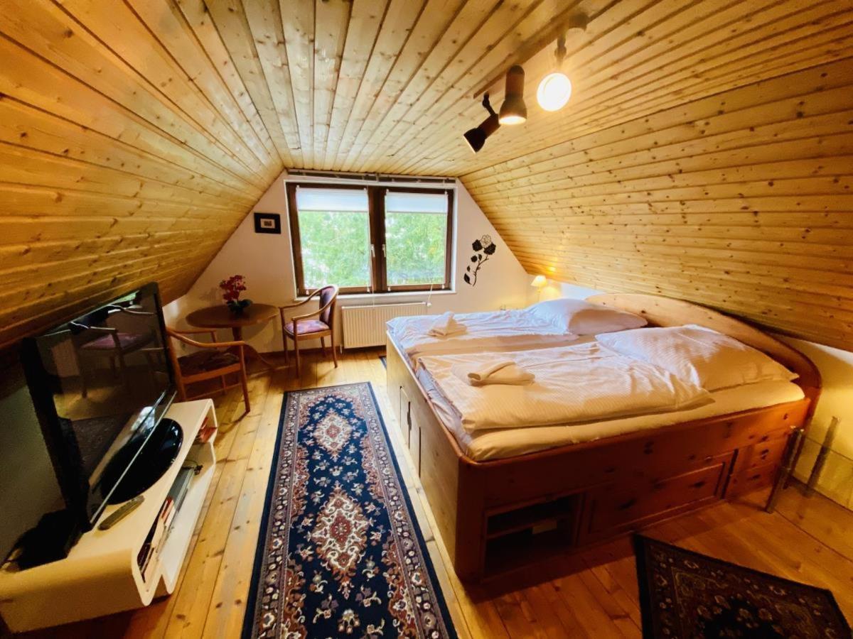 Segelboot Ferienhaus *